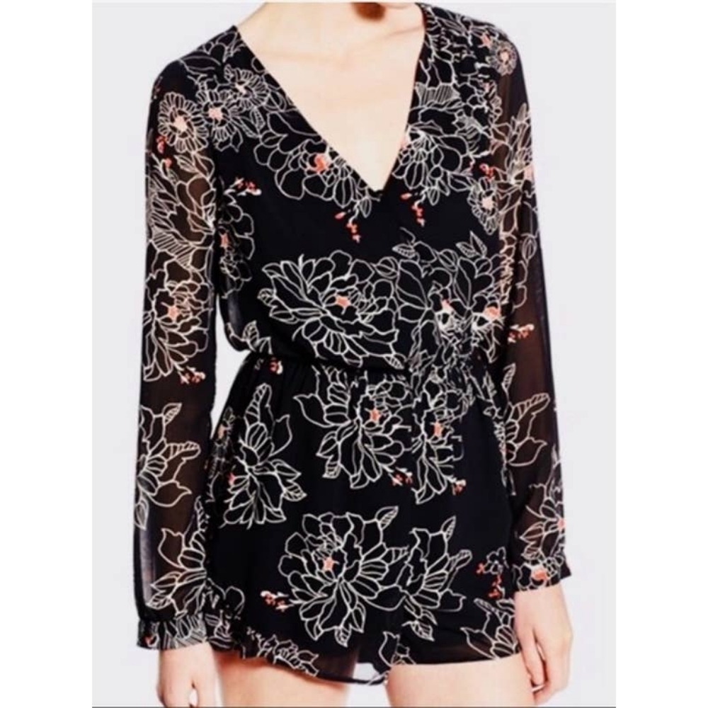 ASTR romper, floral & flirty | Women's large